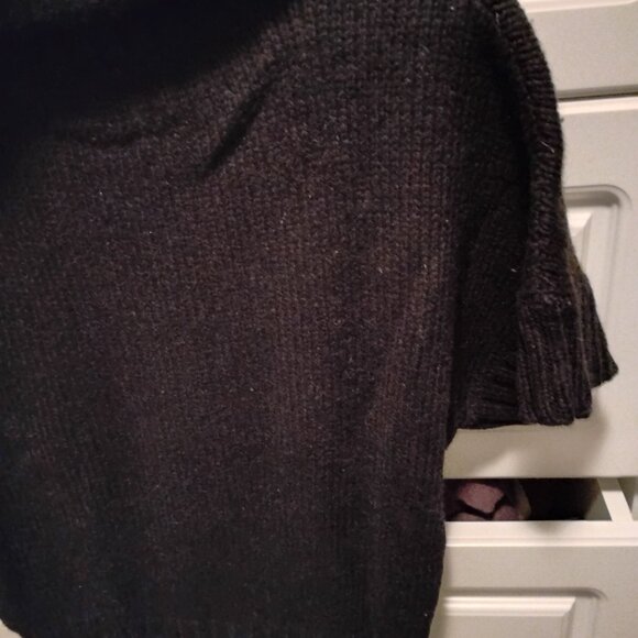 Elegant Lambswool Sweater Dress - Picture 4 of 6